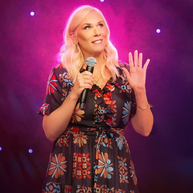 Leanne Morgan artist profile image