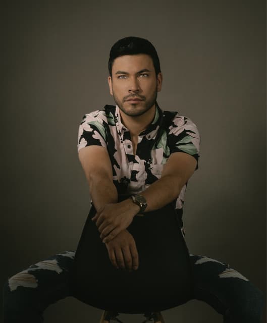 Daniel Paez artist profile image