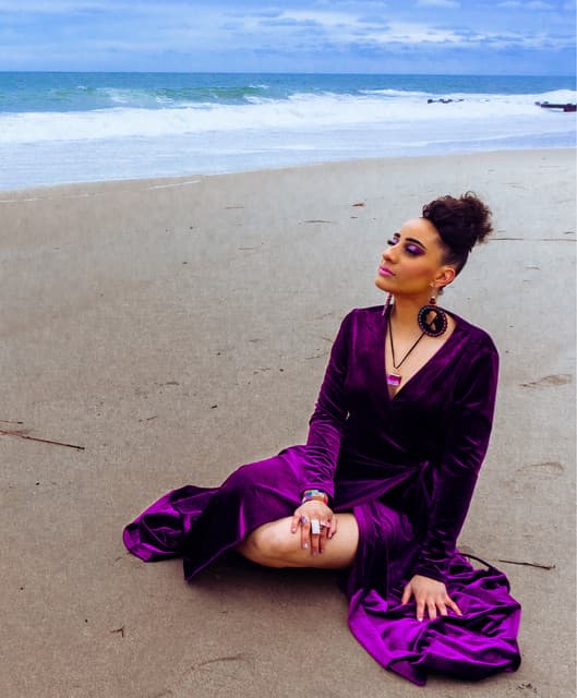 Kayla Waters's artist profile image