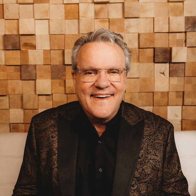 Mark Lowry artist profile