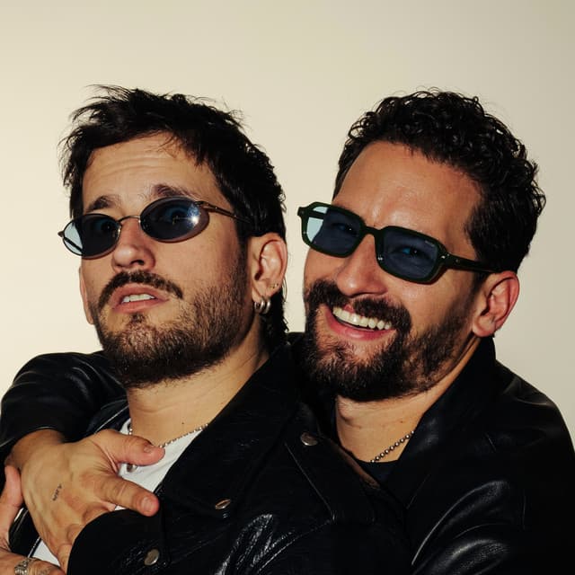 Mau y Ricky artist profile image
