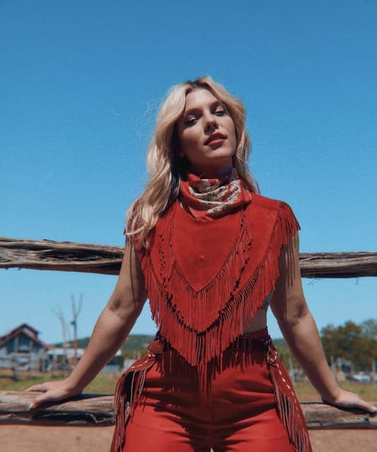 Kimberly Perry's artist profile image