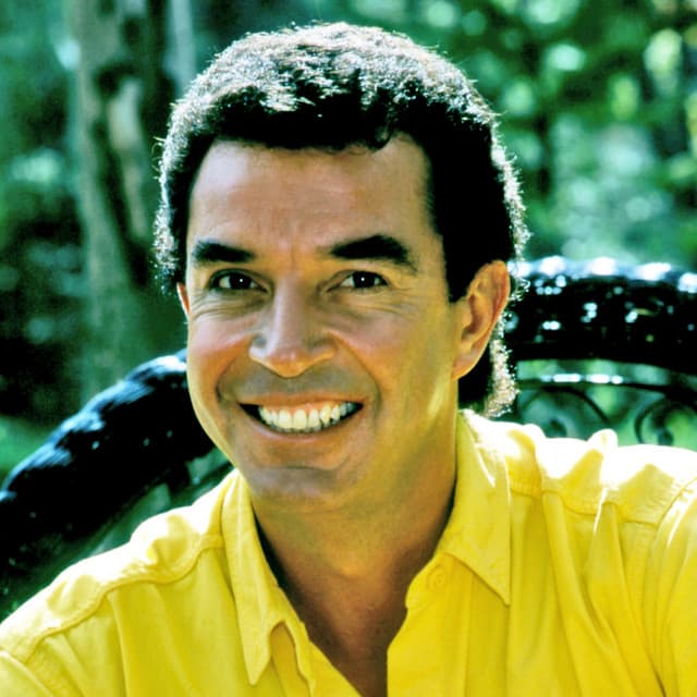 Roberto Jordan profile