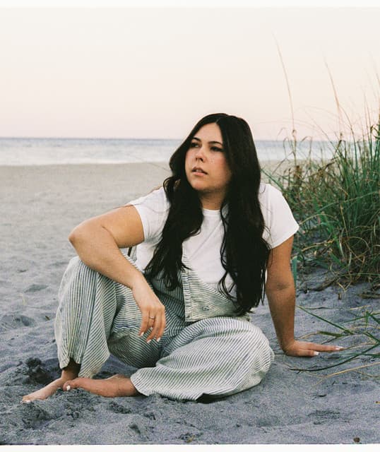 Gigi Perez's artist profile image