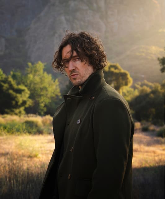 Dean Lewis's artist profile image