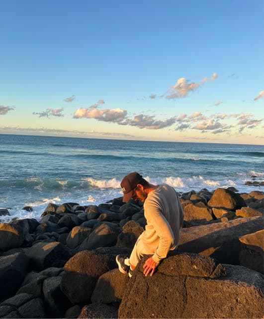 RUSSI artist profile image