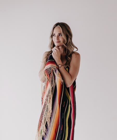 Bri Bagwell artist profile image