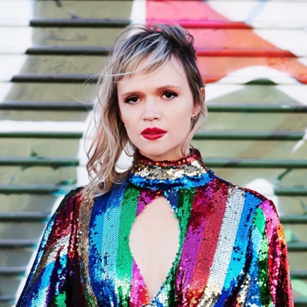 Alexia Bomtempo artist profile image