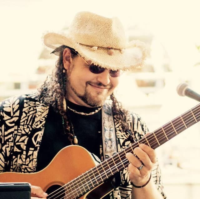 Donny Brewer artist profile image