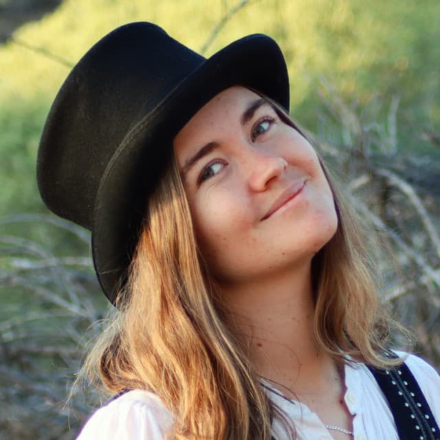 Luna Keller artist profile image