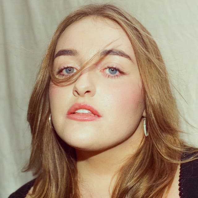 Nell Mescal artist profile image