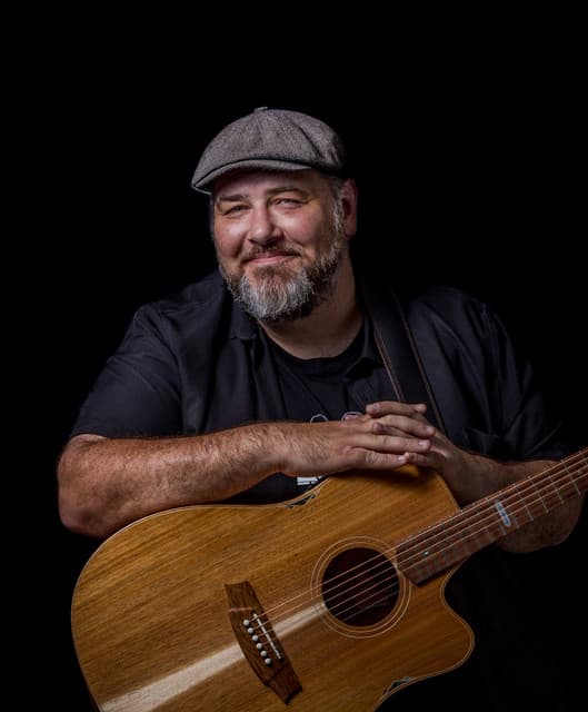 Lloyd Spiegel artist profile image