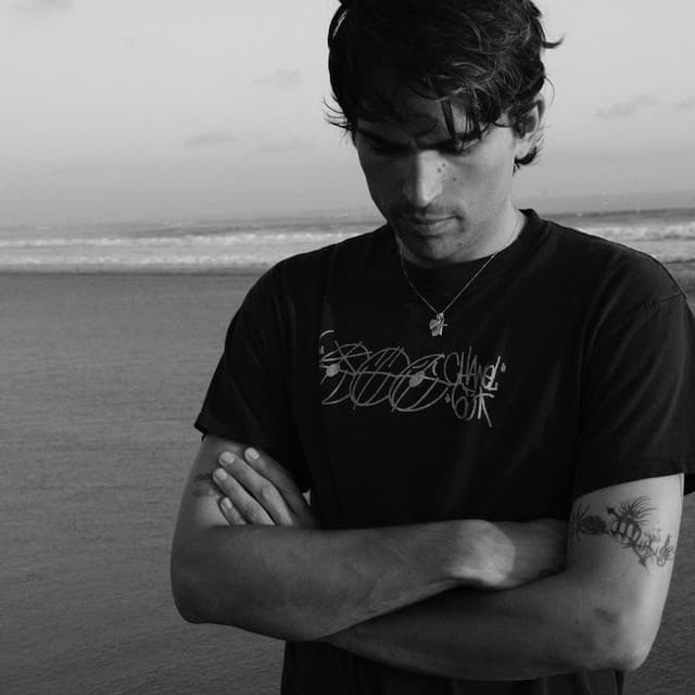 Vegyn artist profile image