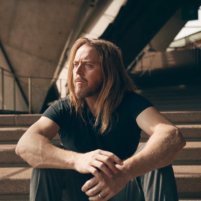 Tim Minchin artist profile image