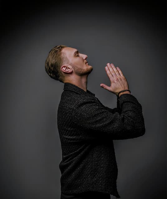 Novellist artist profile image