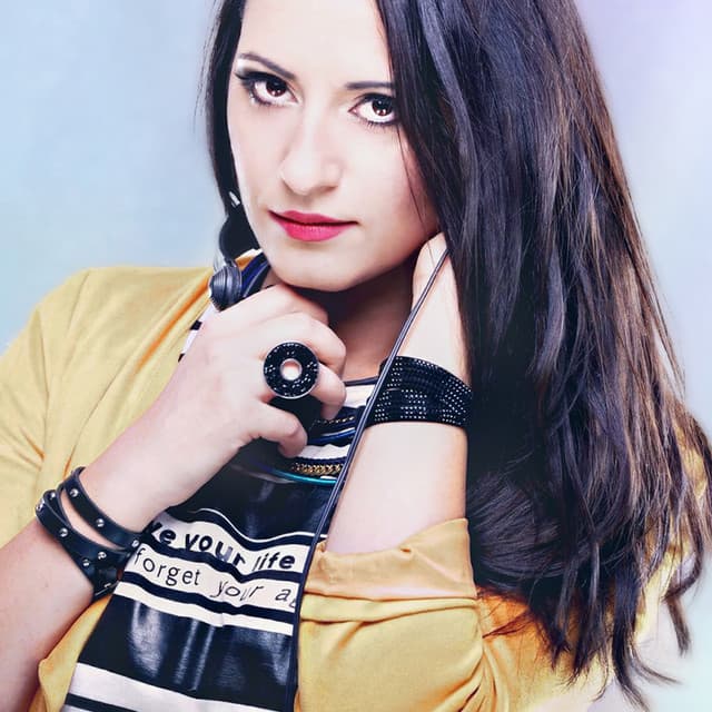 Marga Sol profile