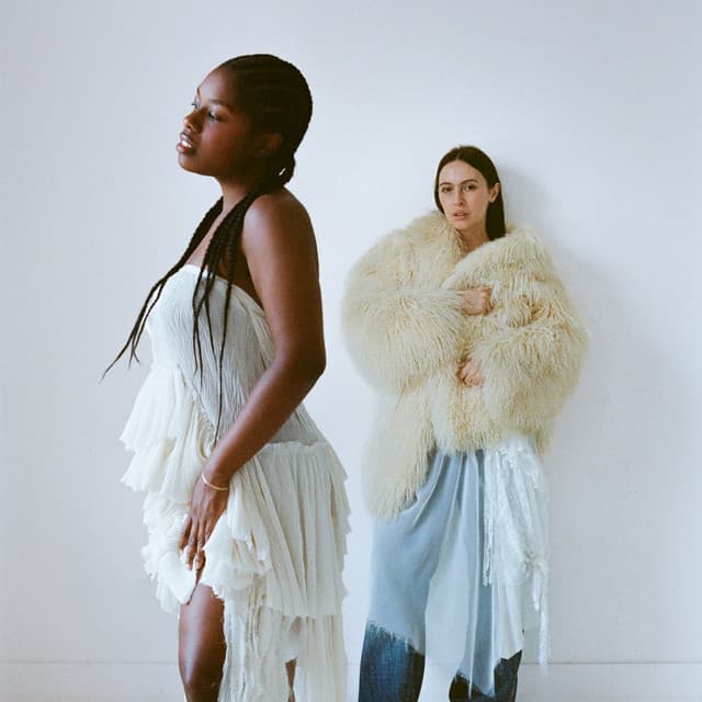 Coco & Clair Clair's artist profile image