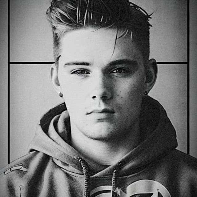 Hewie Lou artist profile image