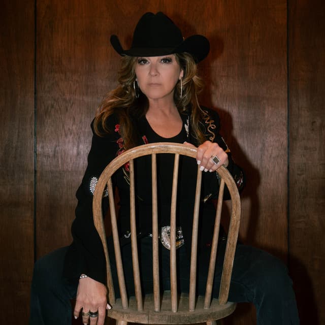 Gretchen Wilson artist profile image