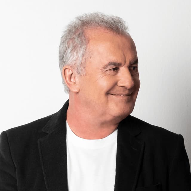 Víctor Manuel artist profile image