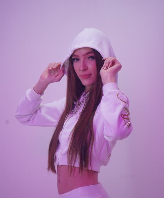 Oliveira Mc 011 artist profile image