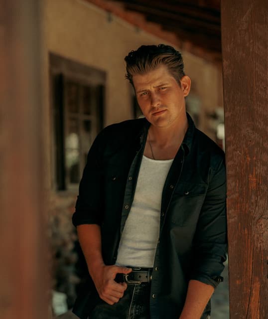 Austin Burke artist profile image