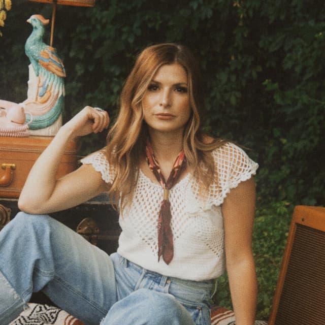 Raquel Cole artist profile image