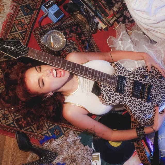 Olivia O'Brien artist profile image