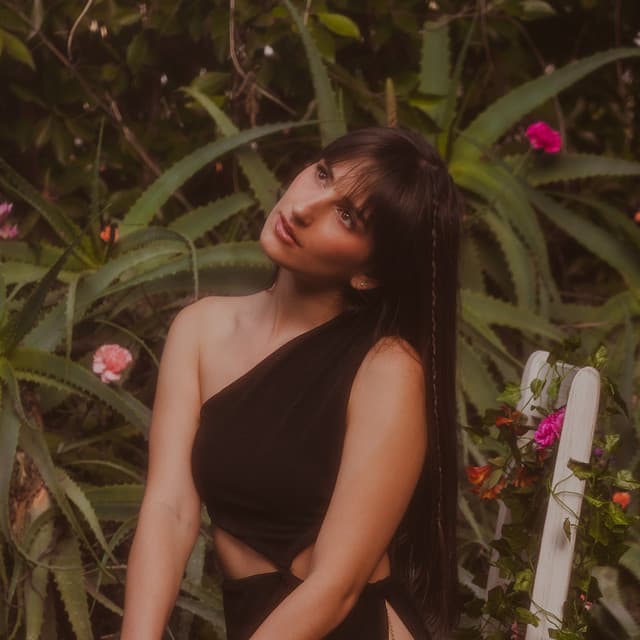 Jenny Baker artist profile image