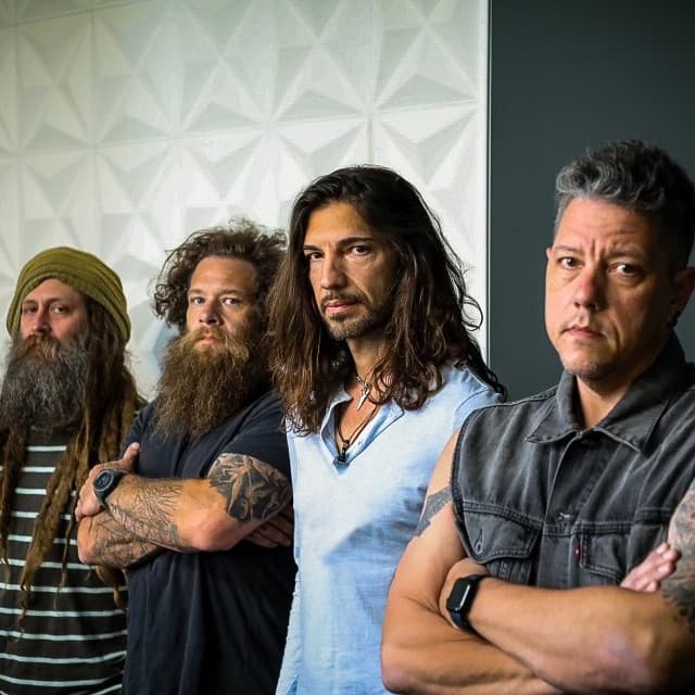 Ashes Remain artist profile