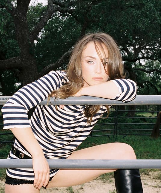 Zella Day artist profile