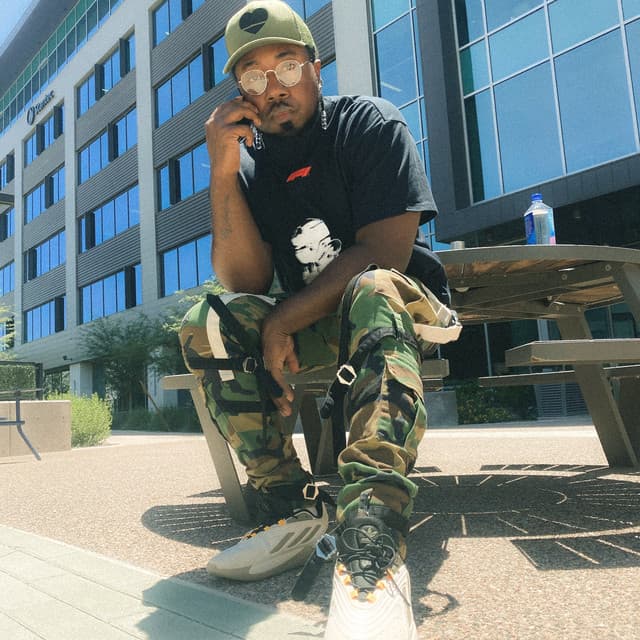 Mark Battles artist profile image