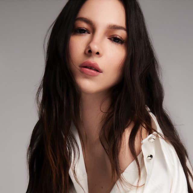 Paty Cantú artist profile image