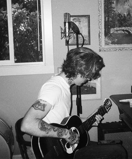 Taylor Armstrong artist profile image