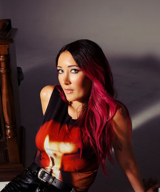 Aubrie Sellers artist profile image