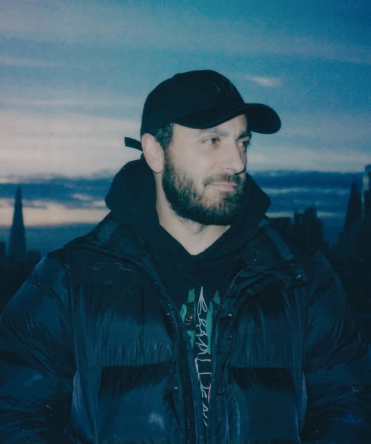 Jethro Heston artist profile image