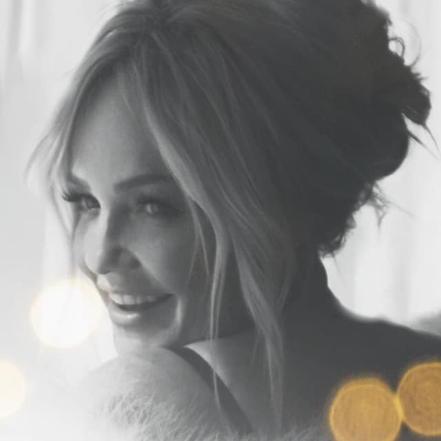Emma Bunton artist profile image