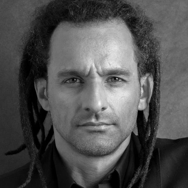 Huey Dunbar artist profile image