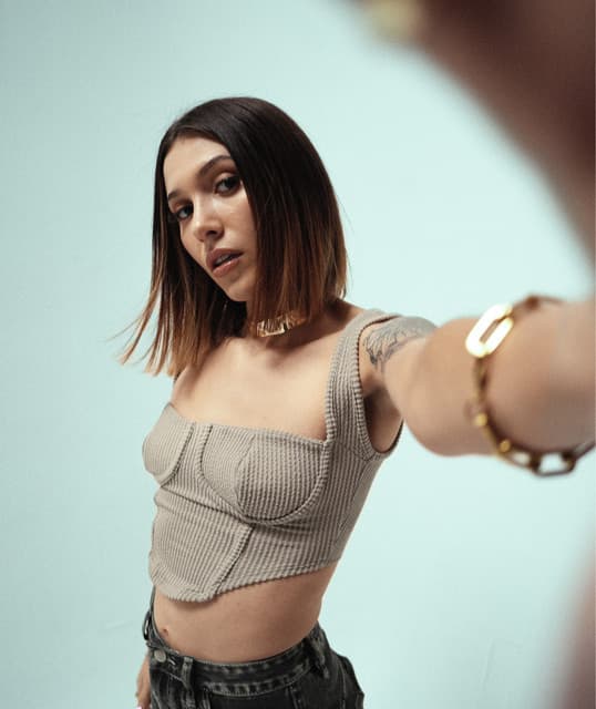 MISS DRE artist profile image