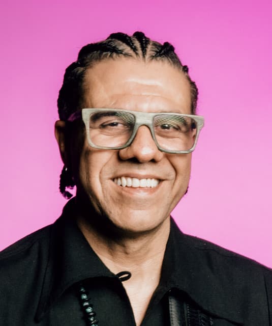 Hamilton De Holanda artist profile image