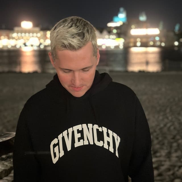 Paul James artist profile image