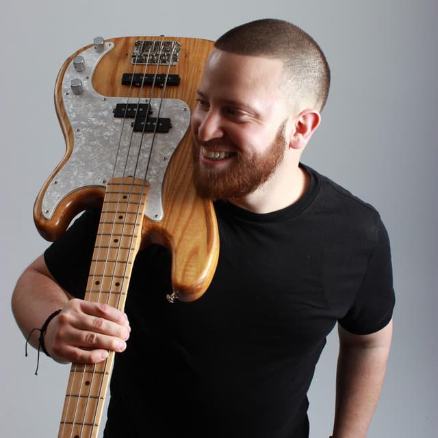 Victor Torres artist profile image