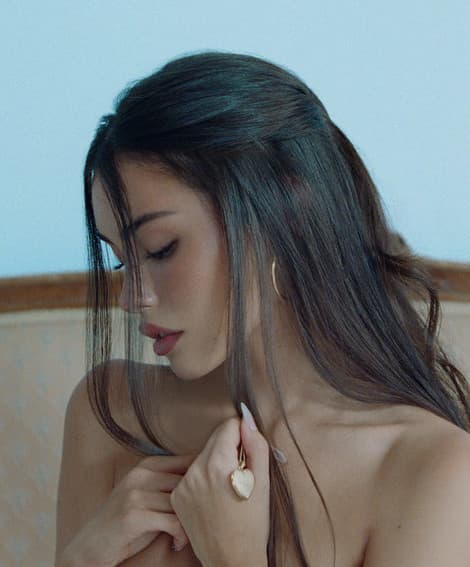 Madison Beer artist profile image