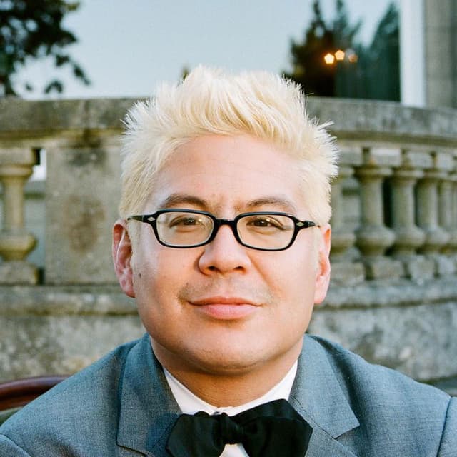 Thomas Lauderdale artist profile image