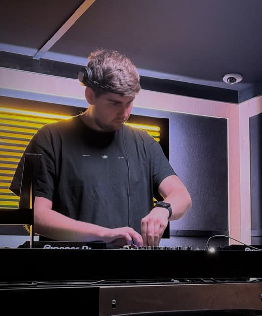 DSTN artist profile image