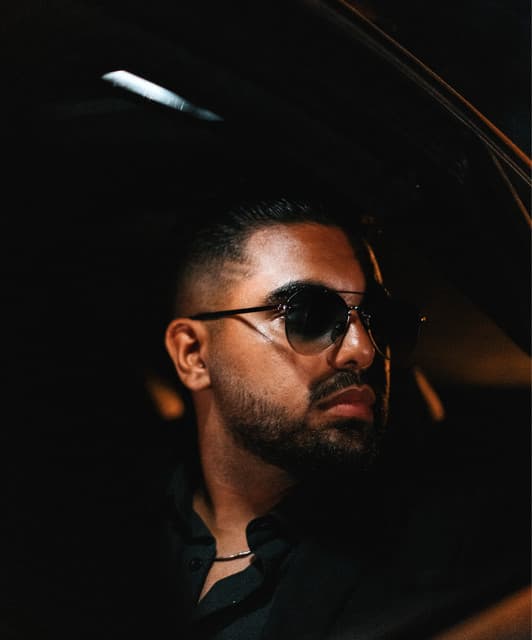 Vargas artist profile image