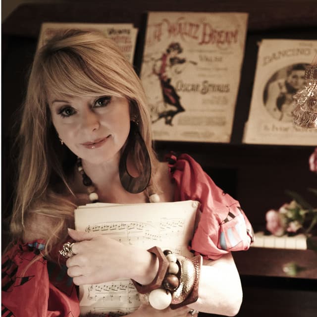 Jan Johnston artist profile image