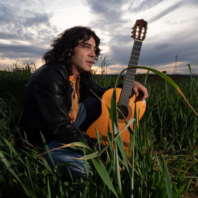 Javi Cantero artist profile image