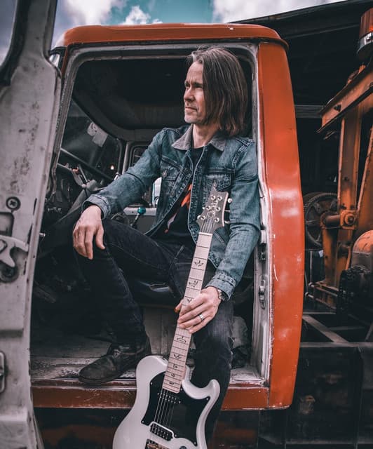 Myles Kennedy's artist profile image
