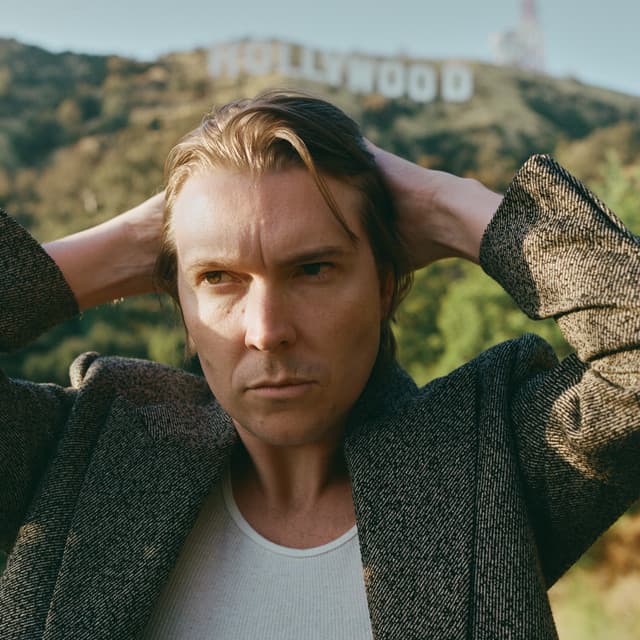 Alex Cameron artist profile image
